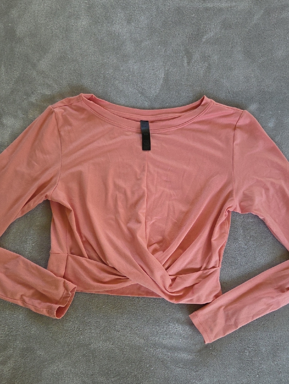 Women’s Kyodan Long-Sleeve Twist Crop Top